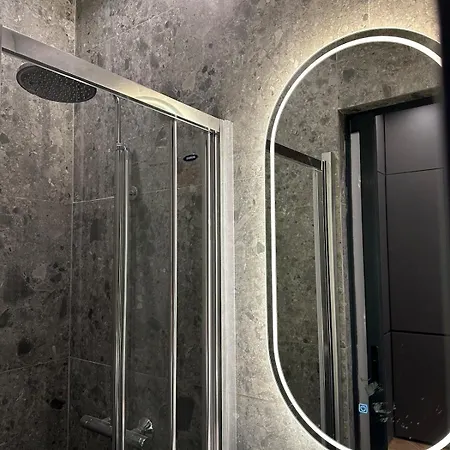 Riverside Heritage Lux And Modern 3 Apartment